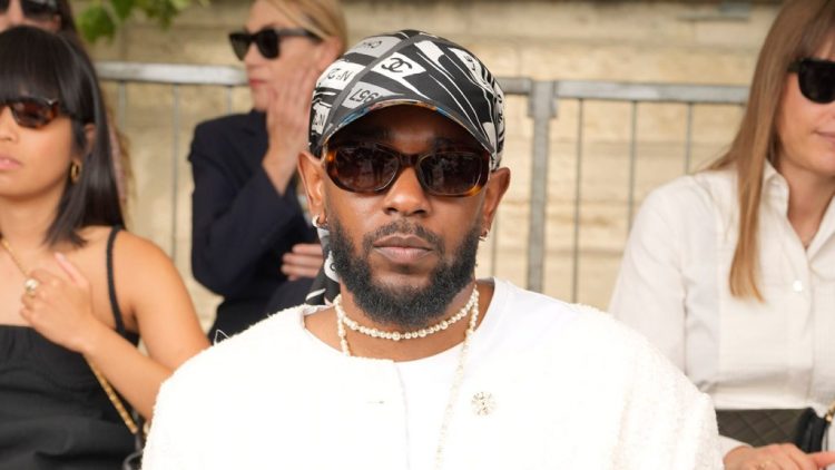 Kendrick Lamar Gives Surprise Commencement Address at Compton College
