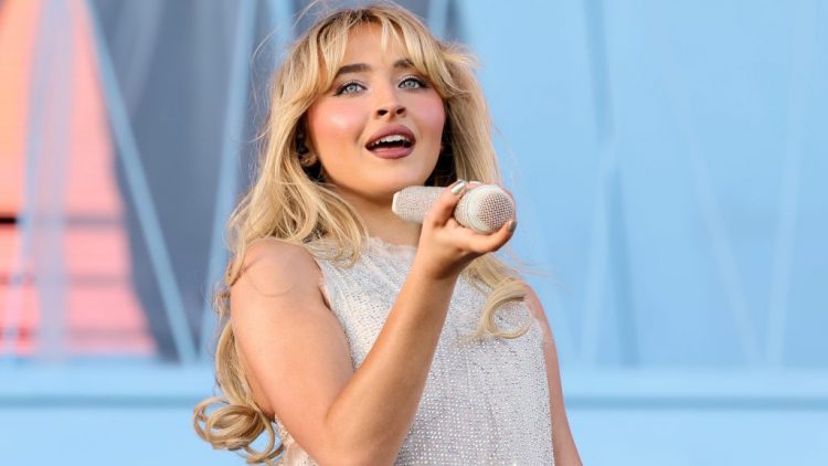 Sabrina Carpenter Earns First No. 1 on Billboard Hot 100 With “Please Please Please”