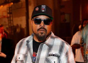 Ice Cube Doesn’t Think Kendrick Lamar & Drake’s Beef Is Over, Advises K-Dot to ‘Stay Locked & Loaded’