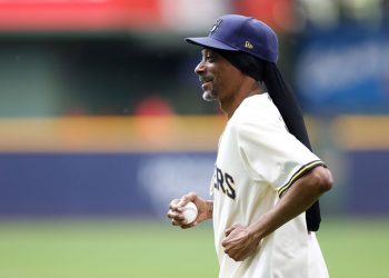 Snoop Dogg Throws First Pitch & Offers Hilarious Commentary at Brewers vs. Reds Game: Watch