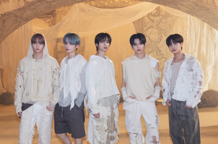 TOMORROW X TOGETHER Announce ‘HYPERFOCUS’ Virtual Reality Concert