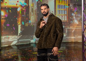 A New Drake Wax Figure Is Unveiled at Madame Tussauds New York: See How Fans Are Reacting