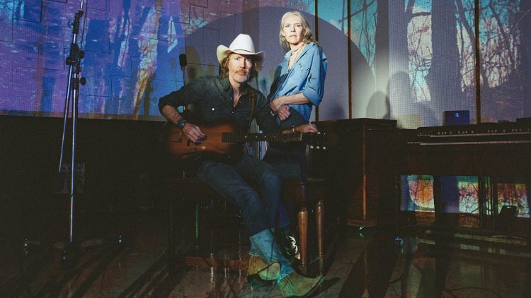 Gillian Welch and David Rawlings Find New Revelations on ‘Woodland’