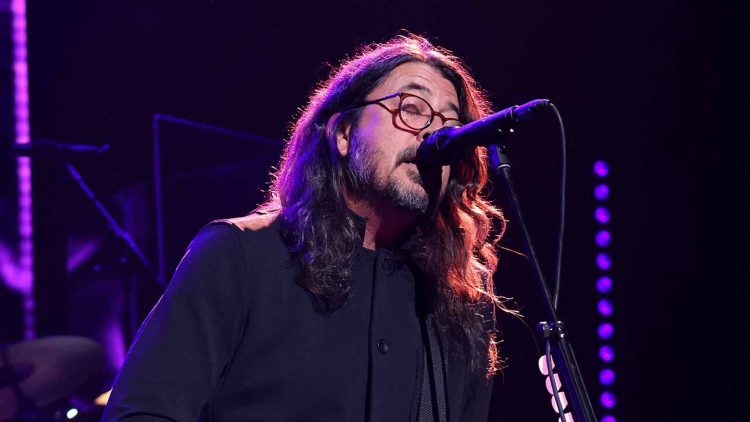 Dave Grohl Reveals Birth of Daughter Born Outside Marriage, Says He’s Working to Regain Family’s Trust
