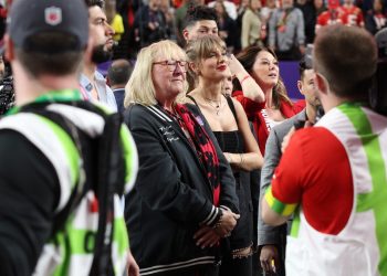 Donna Kelce Really Wants to Catch One of Taylor Swift’s Eras Tour Concerts Before It’s Too Late: ‘It’s Spectacular’