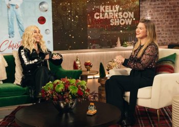 Decades Before ‘Kellyoke,’ Cher Covered a Dazzling Range of Songs on Her Weekly TV Show