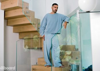 How El Guincho’s Innovative Production Powers Pop’s Cool Girls