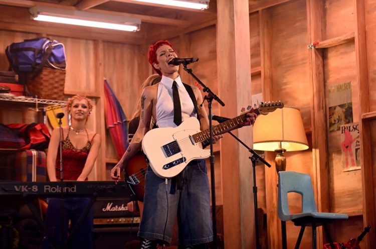 Halsey Lines Up Intimate Concert at San Francisco’s Regency Ballroom