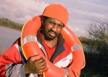 Hang Linton – ‘Demonstrations’ EP review: an ardent and uncompromising take on modern day Britain