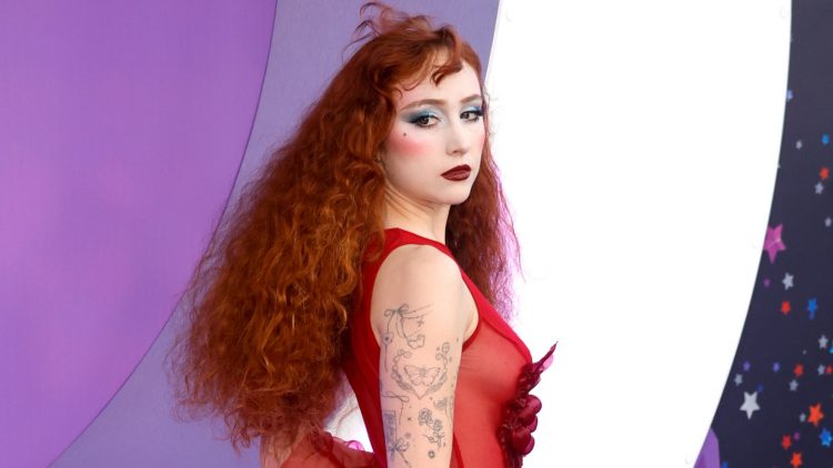 Chappell Roan: “I’d Be More Successful If I Was OK Wearing a Muzzle”