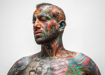 Iranian Pop Star Tataloo Sentenced to Death for “Blasphemy” (Reports)