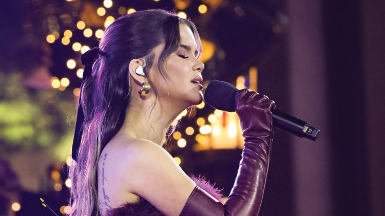 Maren Morris Says the Country Music Business Was Diminishing Her Voice