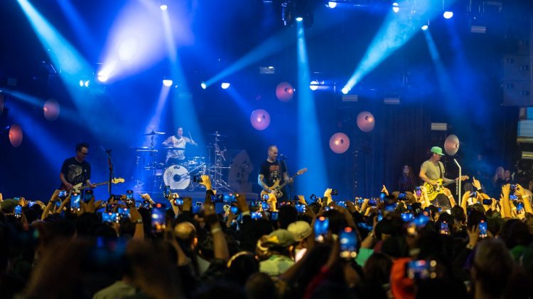 Blink-182 Reunite With Former Guitarist Matt Skiba at L.A. Fire Relief Concert
