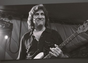 Sal Maida, Bassist With Roxy Music and Milk ’N’ Cookies, Dies at 76 