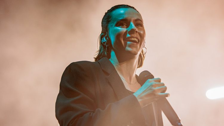 PVRIS Releases 10-Year Anniversary Edition of Debut Album ‘White Noise’ Featuring Spiritbox’s Courtney LaPlante