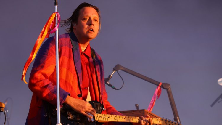 Arcade Fire Announce First New Album In Three Years, Release New Single