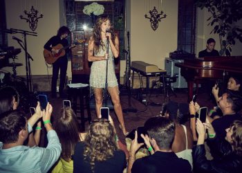 Miley Cyrus Surprises Fans With Intimate ‘Something Beautiful’ Set At Chateau Marmont