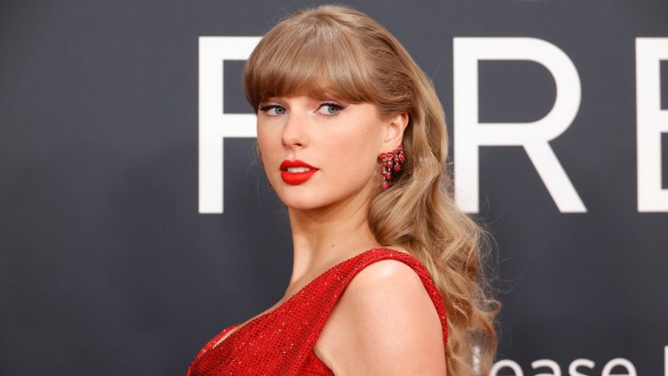 Taylor Swift’s Old Album Streams More Than Double on Spotify After Catalog Deal