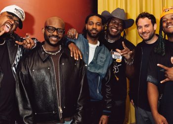 Justin Bieber’s We The Band Signs With Avex Music Group